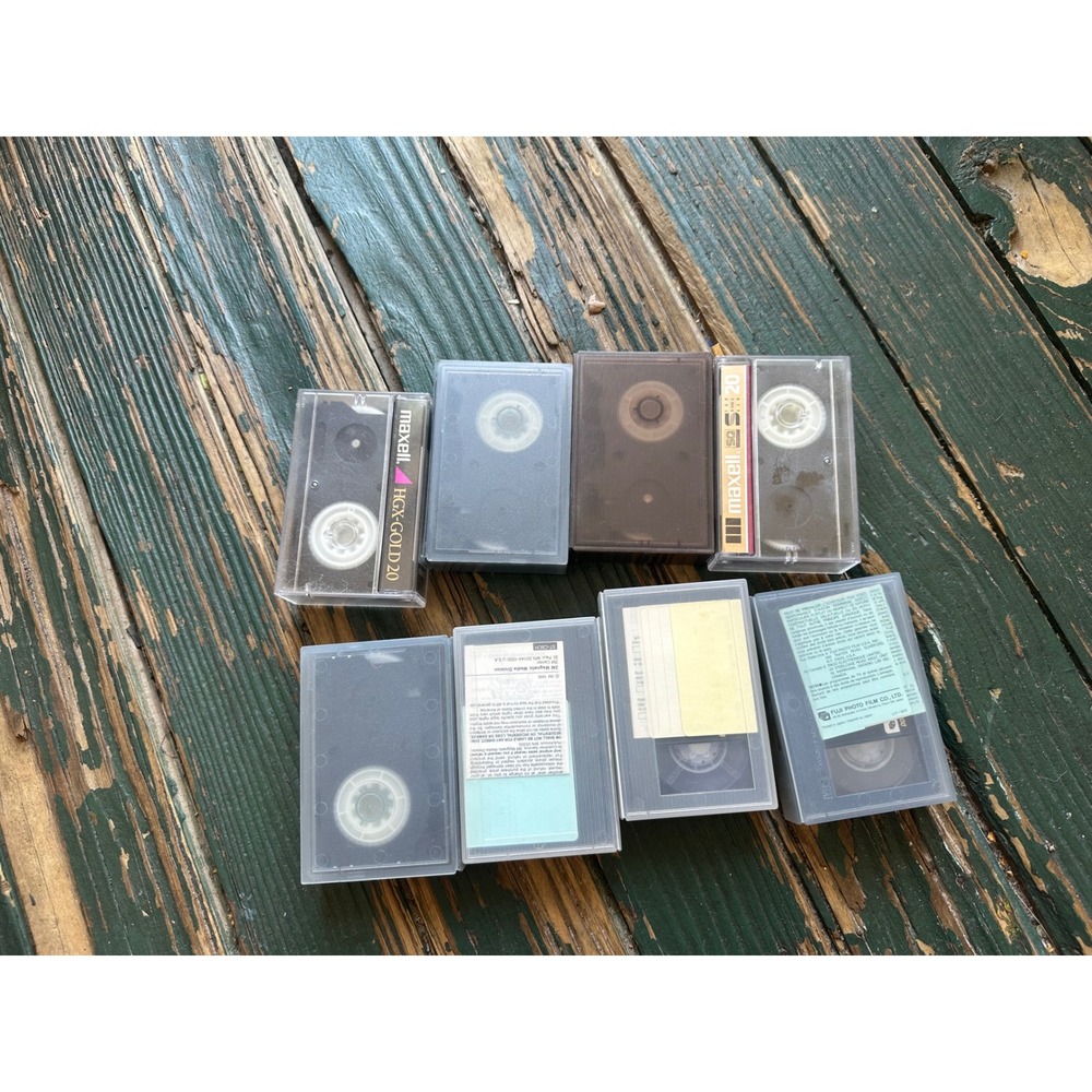 Lot of 8 VHS-C Compact Video Cassettes Maxell JVC Fuji HGX-GOLD SQ S-20 Mixed